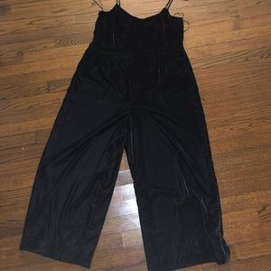 BLACK JCREW SIZE 14 VELVET JUMPSUIT